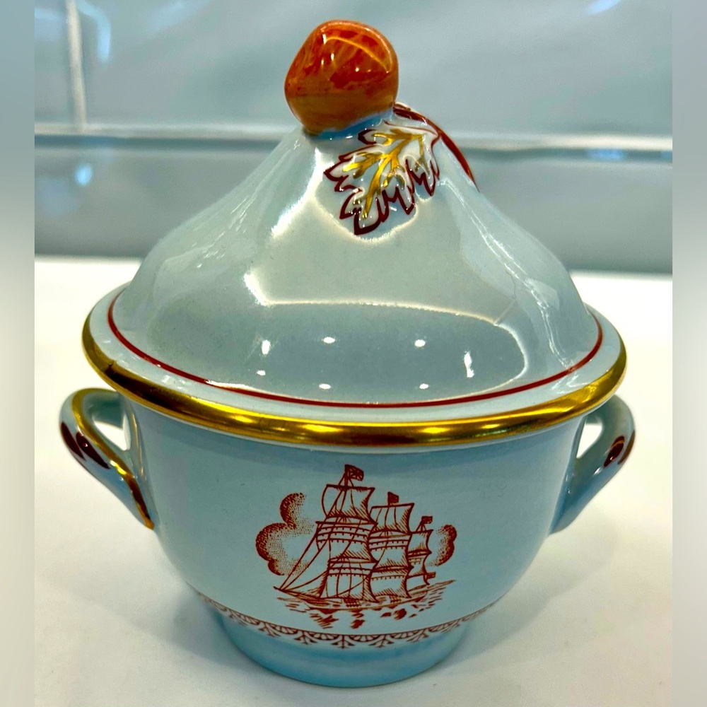 Crown Devon Fieldings England Red Ship Sugar Bowl, 5” tall. Gold trim